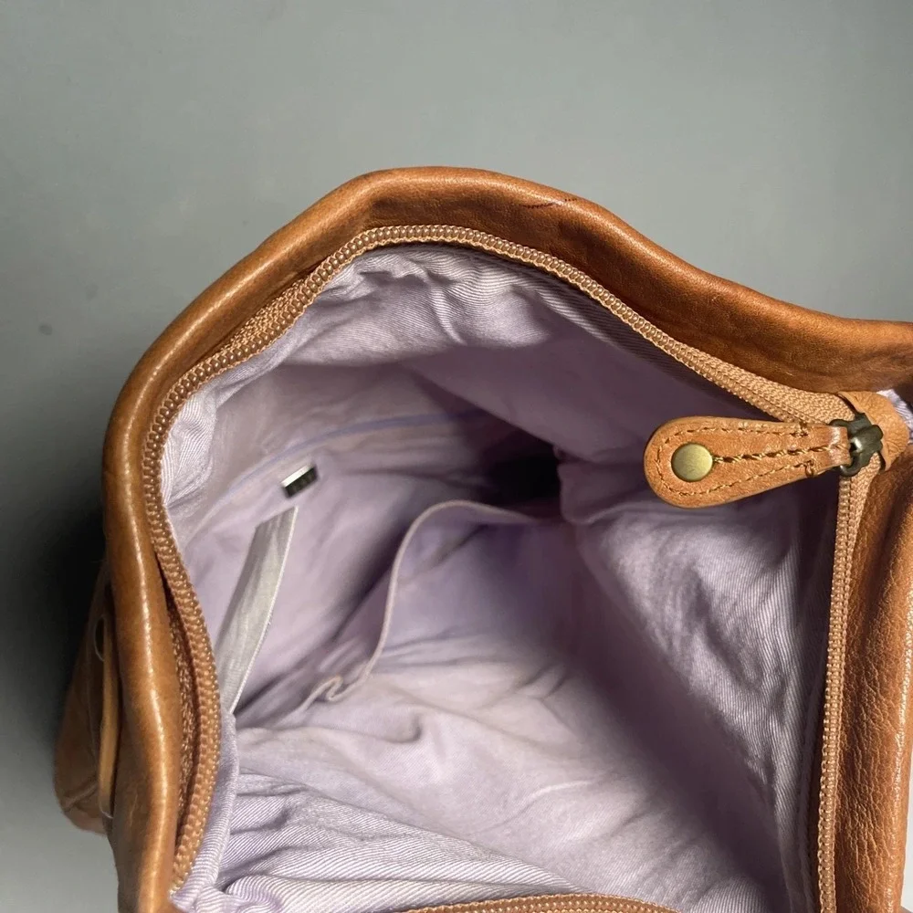 Gap Tan Leather Fold over Clutch Purse Y2K